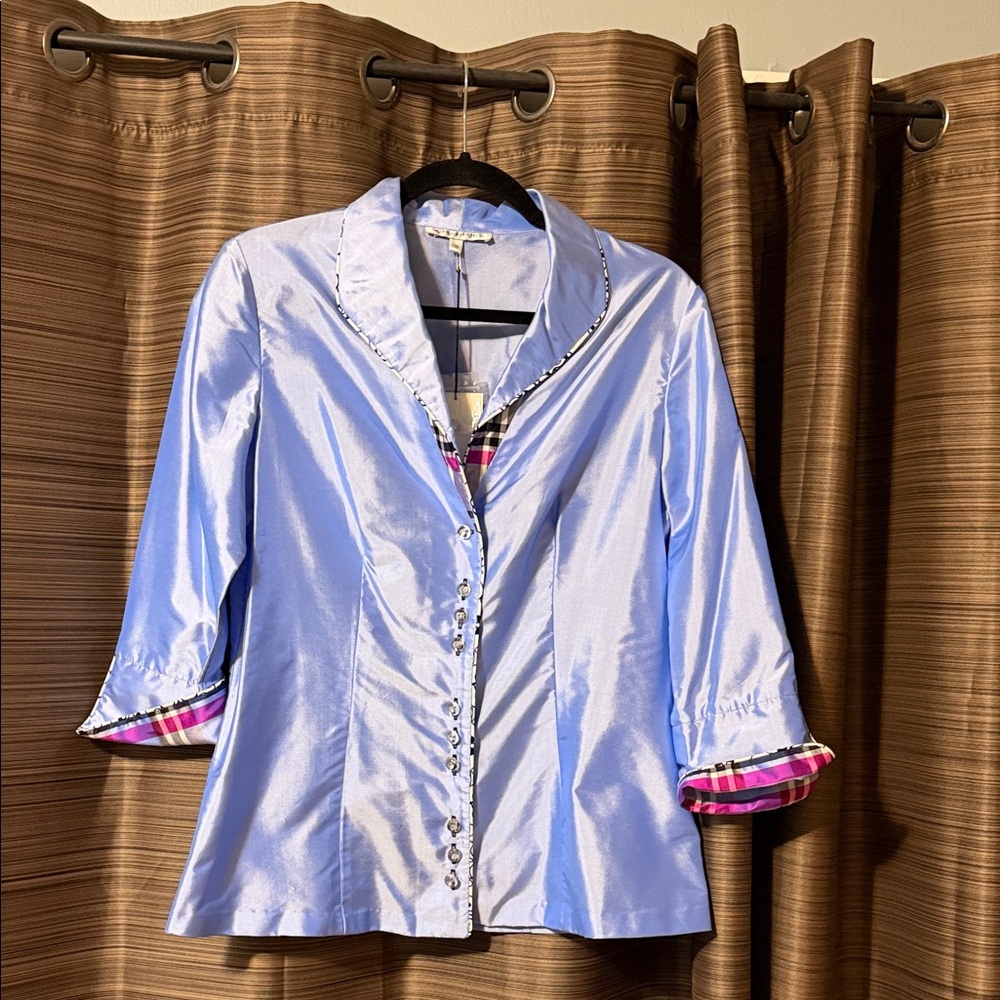 Chic Women's Blouse in Light Blue with Pink Trim